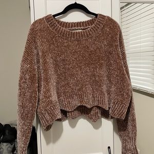 LA Hearts scalloped bottom crop sweater